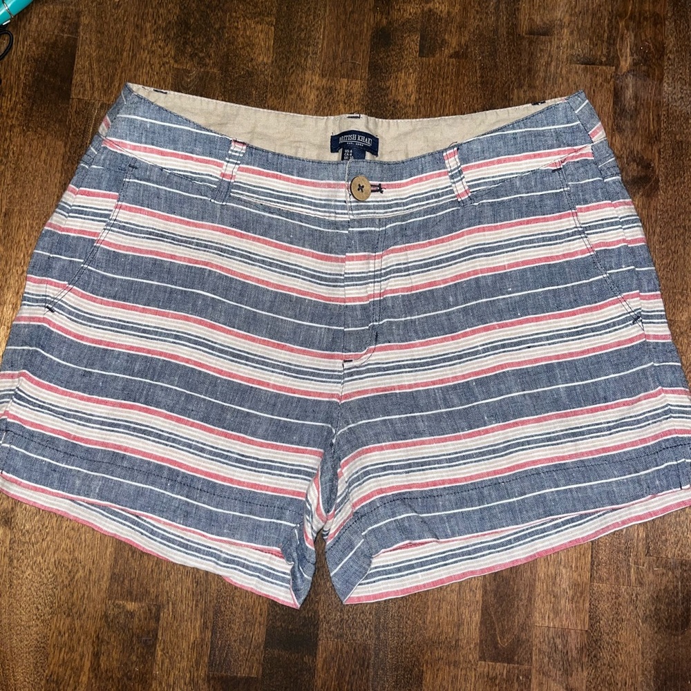 NWOT British Khaki striped Navy, White and Red Shorts size 6